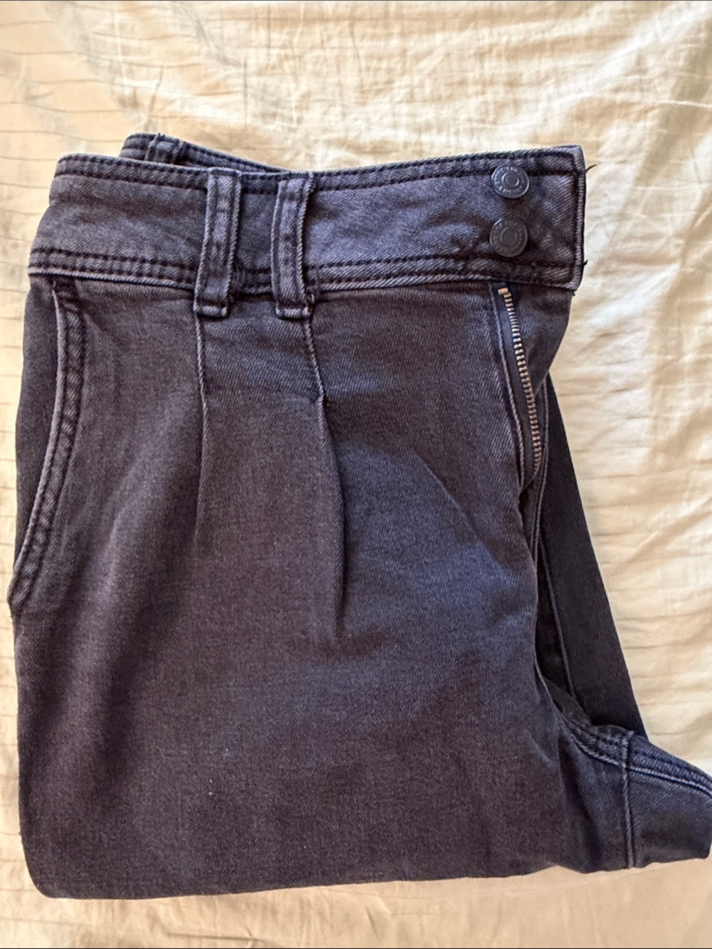 SONOMA Women's High-Rise Relaxed Jeans in Charcoal